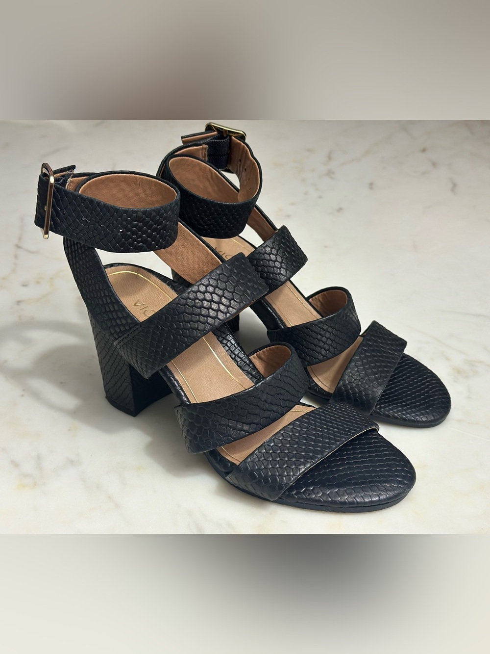 Vionic Blaire Women's Black Snake Leather Strappy Block Heel Sandals Sz 6